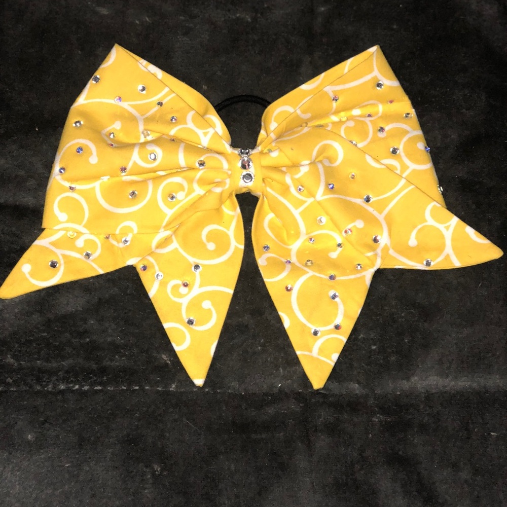 cheer bow